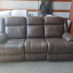 Rochester recliner couches deals