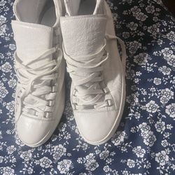 White Balenciaga Arenas 