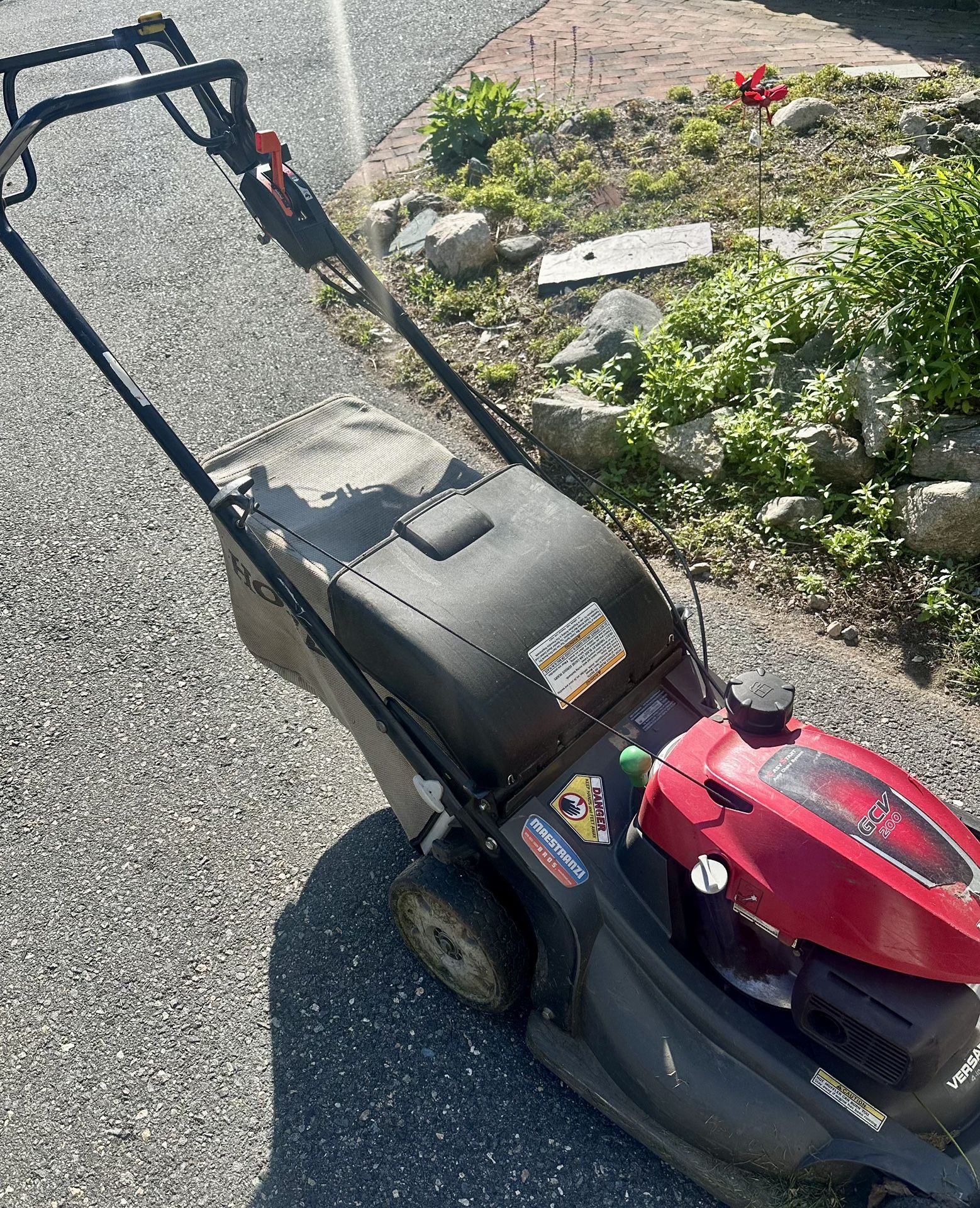 Honda 21" self-propelled lawn mower