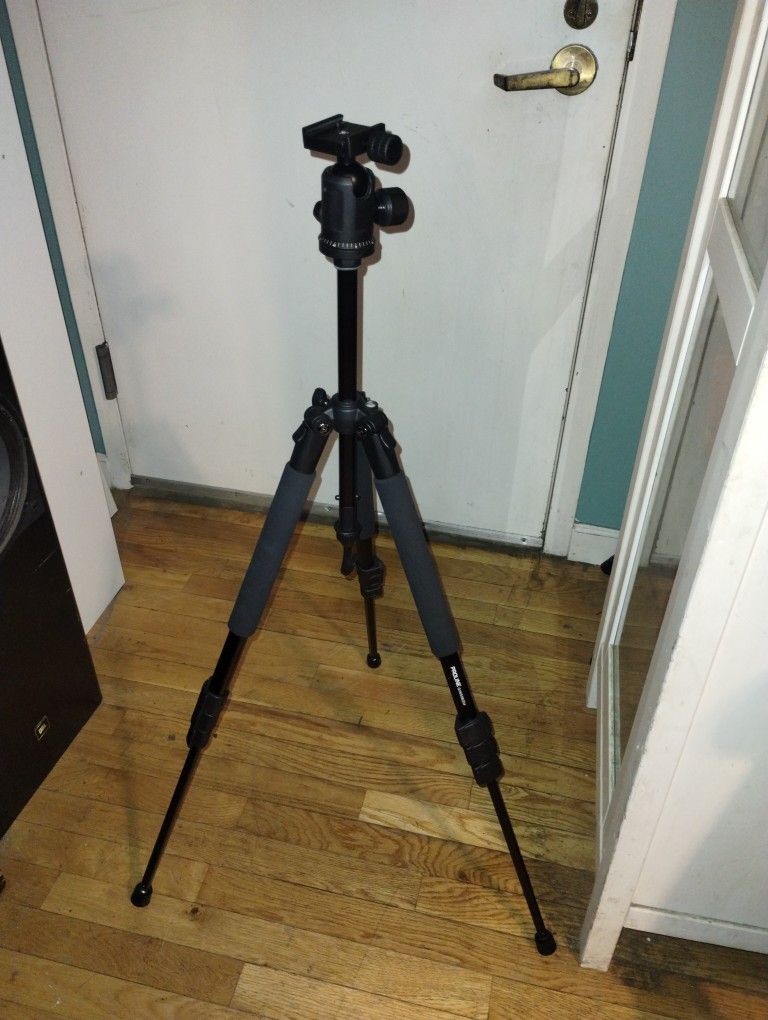 DOLISA PROLINE CAMERA TRIPOD
