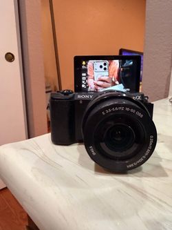 Sony a5100 digital mirrorless camera
