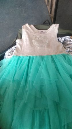 Gril dress size 6