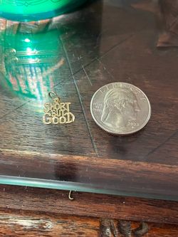 14k gold short but good charm