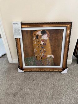 Gustav klimt the kiss framed art print gold ornate frame 22*22"