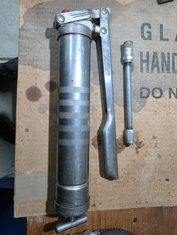 Vintage K-P Mfg. Co. Lever Grease Gun – Minneapolis, USA – Heavy Duty