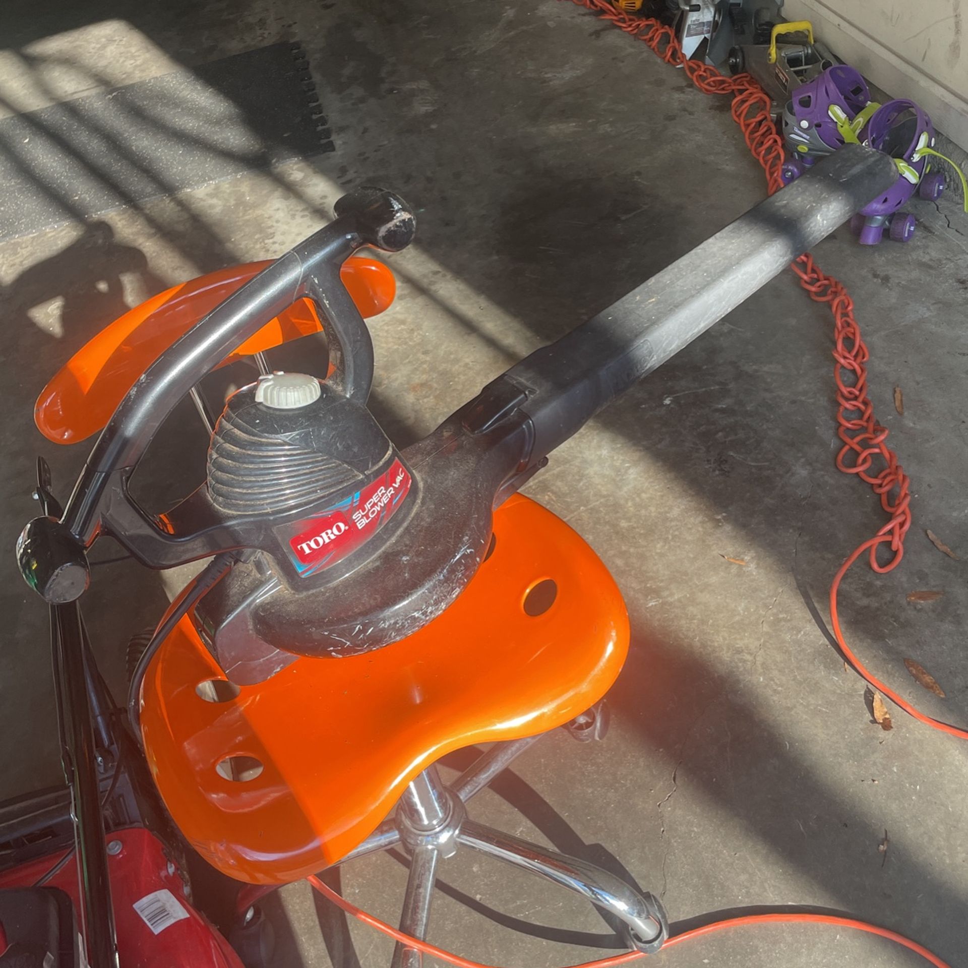 Toro Super Outdoor Leaf Blower Vac