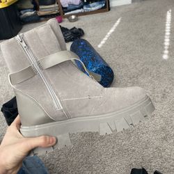 Boots 