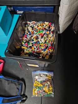 LEGOS husky tote