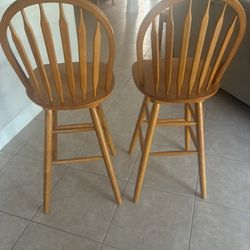 2 Wooden swivel Bar Stools 