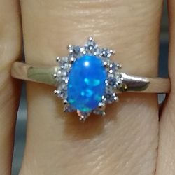 Gorgeous 🆕 Fire Opal Sterling Silver Ring 💍 SIZE 5! 💙