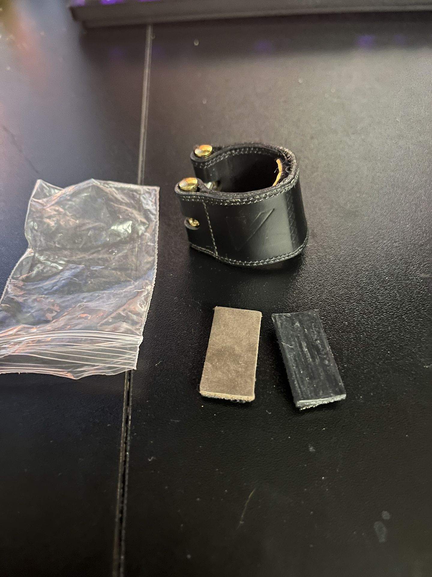 Vandoren leather alto sax ligature