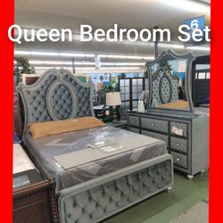 ✨ Queen Bedroom Set