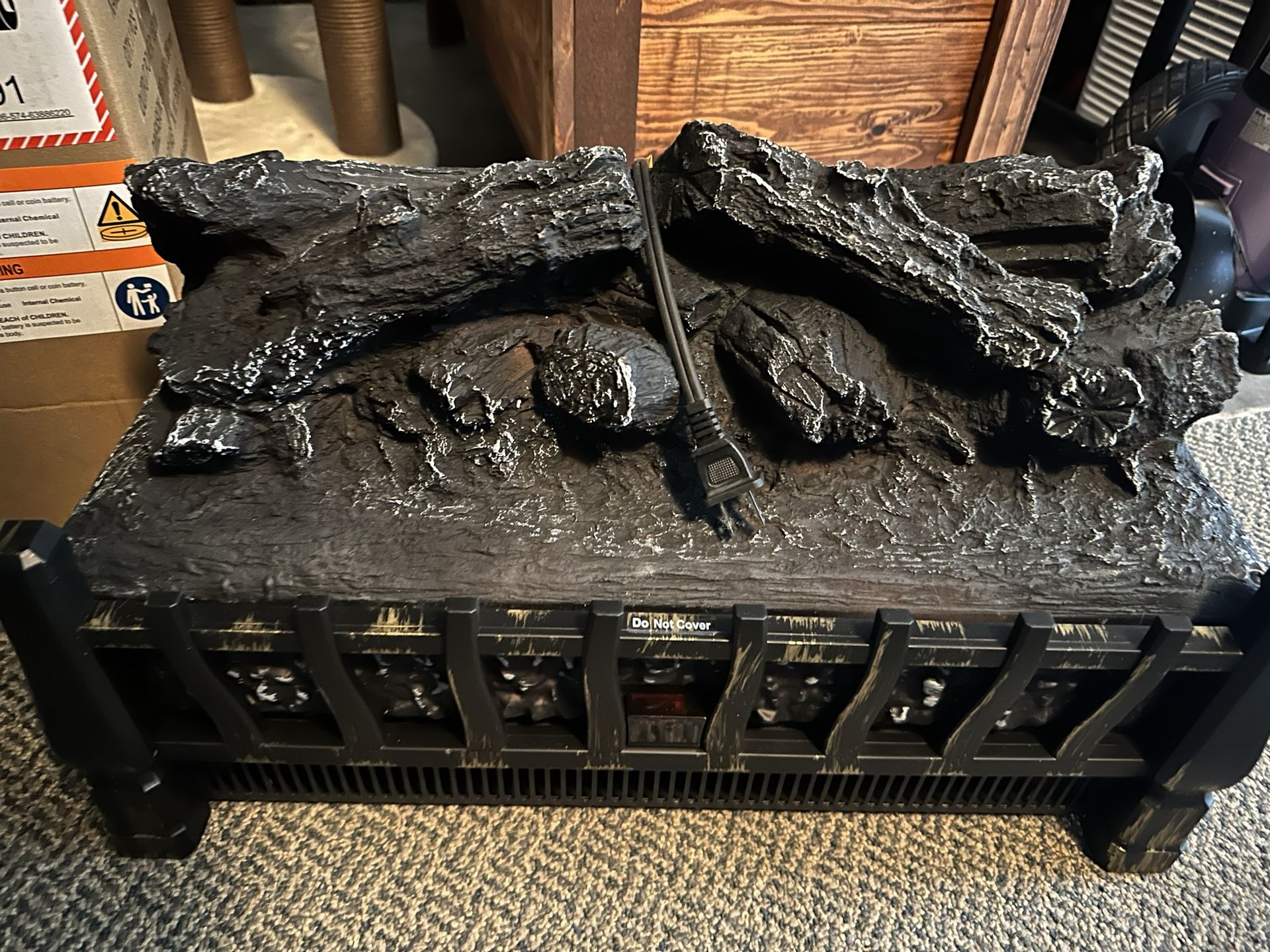 Caesar Fireplace Electric Indoor Firelog Stove Heater