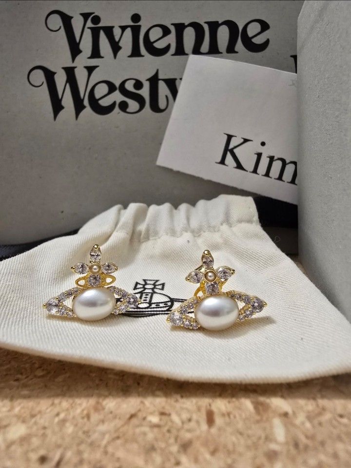 Vivienne Westwood Ada earrings NO Delivery NO Price Match