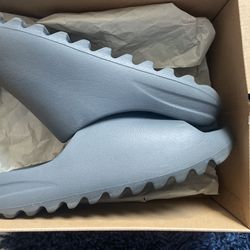 Yeezy Slides