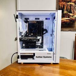 Custom White Gaming Computer with Intel i5 6600, 1650 GTX, 512GB NvME SSD