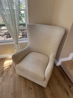 Pair of Linen Wingback Accent Chairs – Neutral Beige