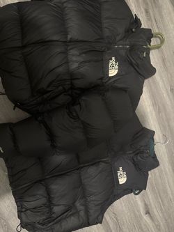 The North Face Black Puffer Jackets (2)