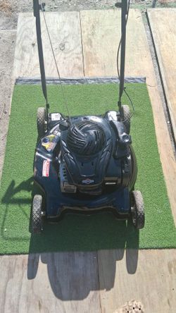 Maquina de cortar pasto BRIGGS &STRATTON 20" PUSH