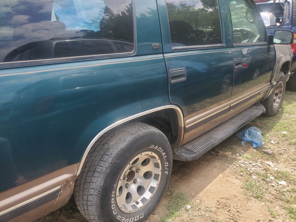 1998 Chevy Tahoe parts only