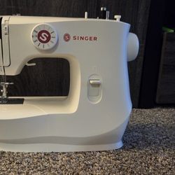 Singer MX60 Sewing Machine