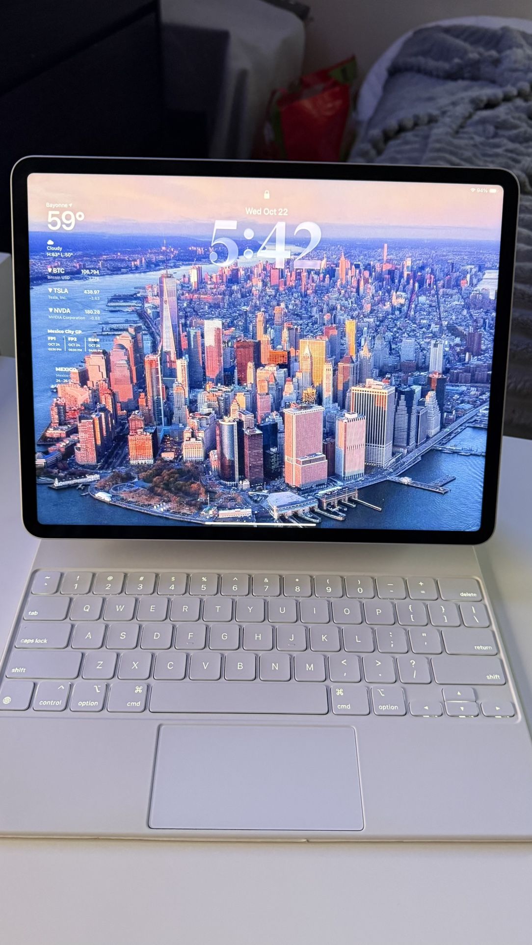 iPad Pro 12.9” 5th Gen 256GB