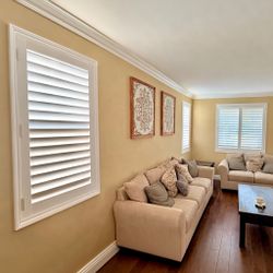 Handcrafted Solid Wood Shutters - Custom Fit Interior Window Coverings & Closet Doors - Free In Home Estimates & Quick Quotes (Persianas de Madera)