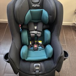 Nuna rava car seat