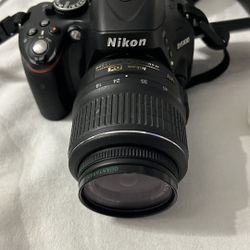Camera Nikon D5100