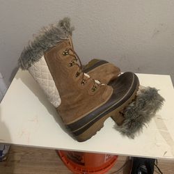 KHOMBU Nordic 2 Snow Boots Womens Size 7 Brown Suede Rubber Warm Winter Faux Fur