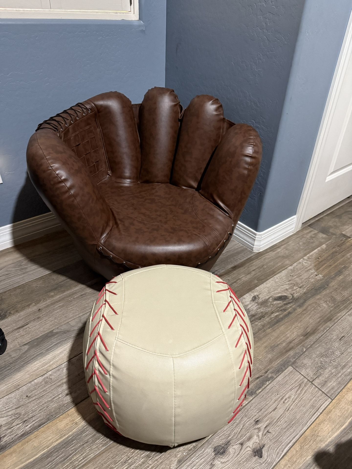 Baseball Glove Chair with Ottoman