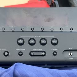 AS-IS Yamaha RX-V383 Natural Sound AV Receiver - 5.1 Channel Surround Sound
