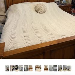 Broyhill master Bedroom King Size Bed Complete Set