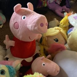 40+ plushies to choose from 