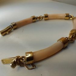 14K Gold Natural Angle Skin Coral Bracelet, Chinese 