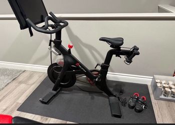 Peloton Indoor Exercise Bike