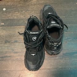 Balenciaga Runners All Black