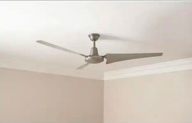 HAMPTON BAY CEILING FAN