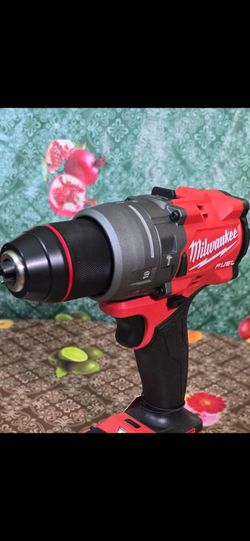 MILWAUKEE 
M18 FUEL  18-VOLT LITHIUM-ION BRUSHLESS CORDLESS  GEN-4  1/2 IN.  HAMMER DRILL  (TOOL-ONLY)