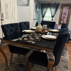 Table And Chairs 