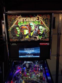 METALLICA REMASTERED PREMIUM PINBALL MACHINE BY STERN