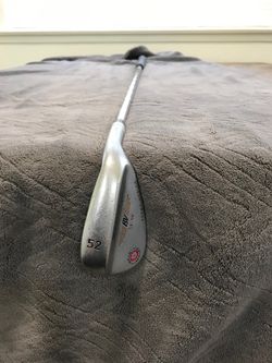 Ttleist 52 degree wedge