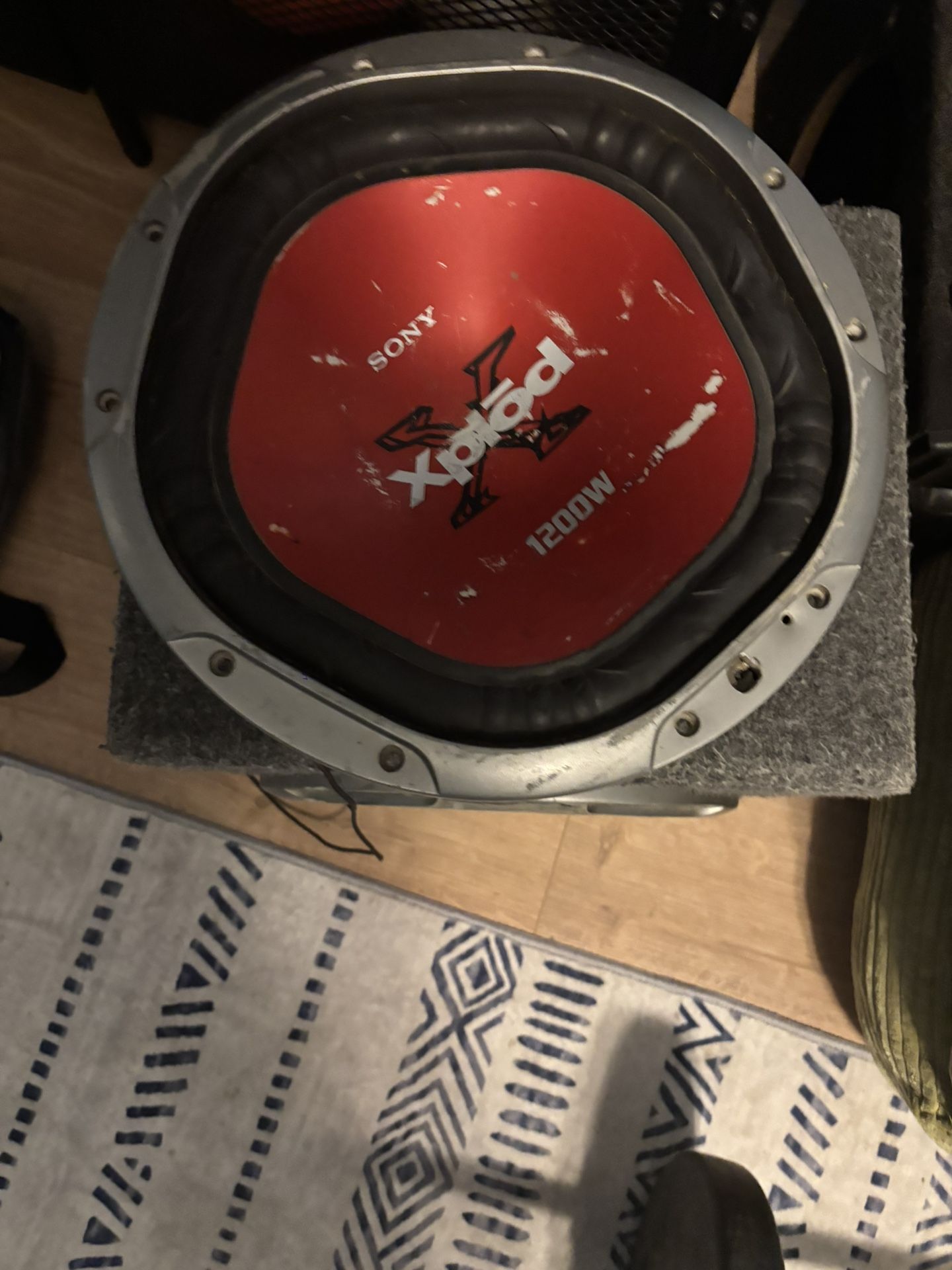 2 Sony Explode And Box