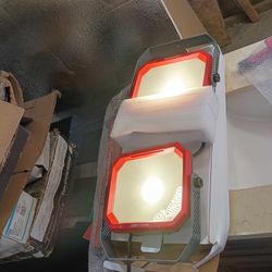 Craftsman 9000 Lumens Led Work Light With Tripod,New Never Used 