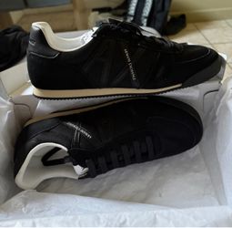 Armani Exchange Black Low-Top Sneakers