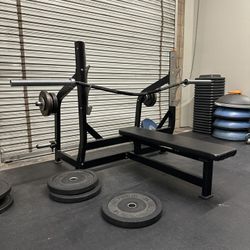 BENCH PRESS 