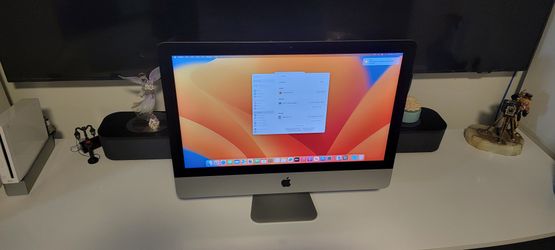 iMac 21.5 Inch Like New Condition