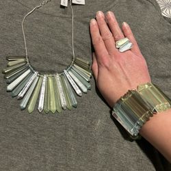 Kenneth Cole Fashion Bar Bib Necklace Bracelet Ring Set