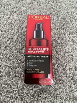 L’Oréal Paris Revitalift Triple Power Serum 