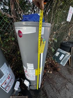 Rheem 40 gal gas water heater 2024